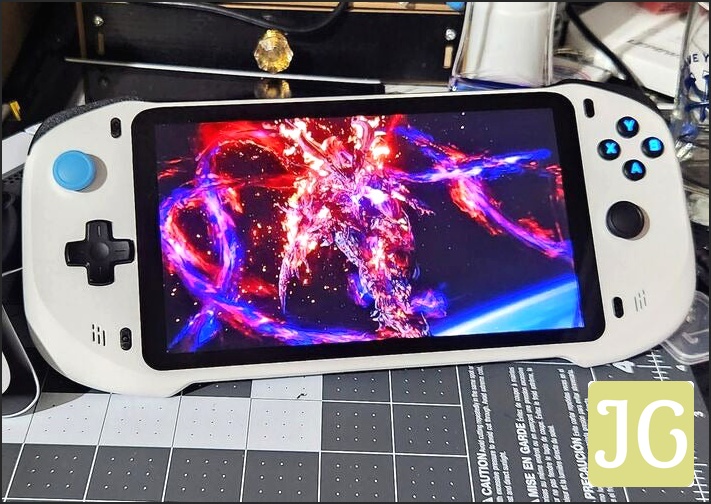 Abxylute 3D One handheld with detachable controllers