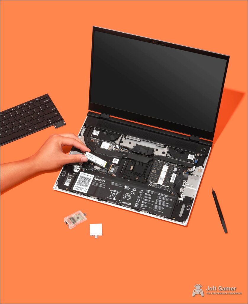 Framework Laptop 16 internals