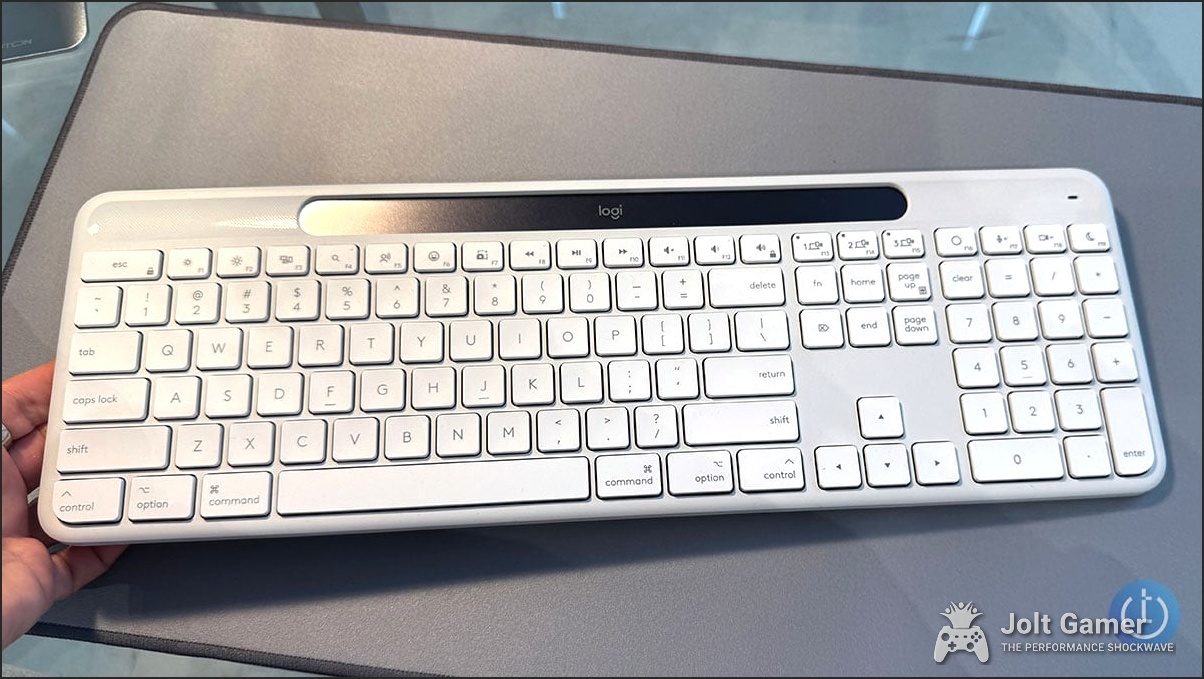 Logitech's Solar Keyboard Comeback: Is the Signature Slim Solar+ K980 a Game-Changer or Just Hot Air?