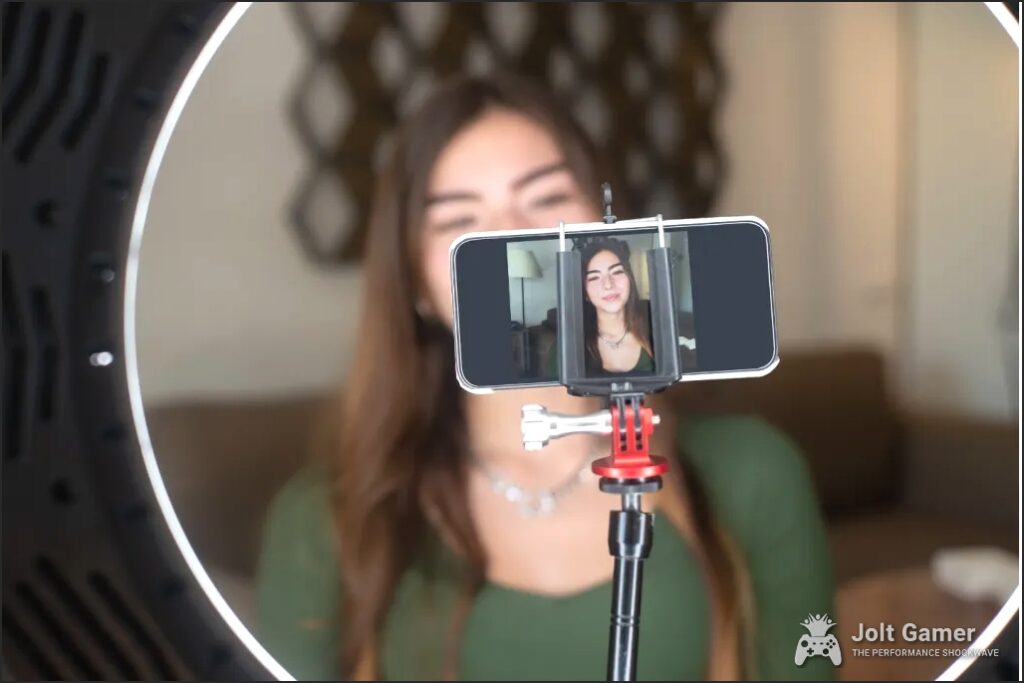 Diagram illustrating why good lighting is important for streaming